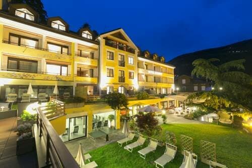 Внешний вид отеля Alpine City Wellness Hotel Dominik
