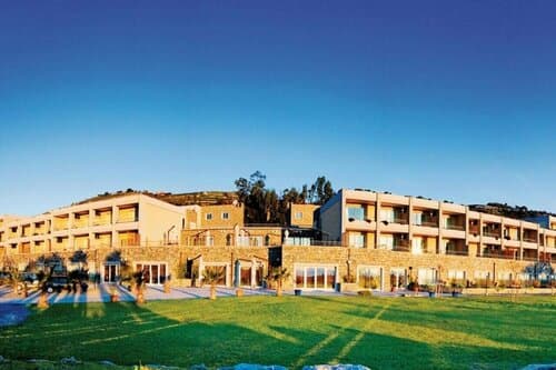 Внешний вид отеля Aregai Marina Hotel & Residence