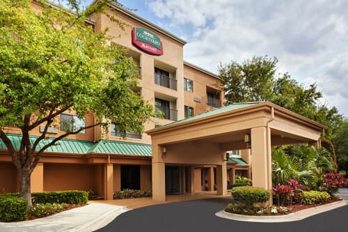 Внешний вид отеля Courtyard by Marriott Orlando Altamonte Springs/Maitland