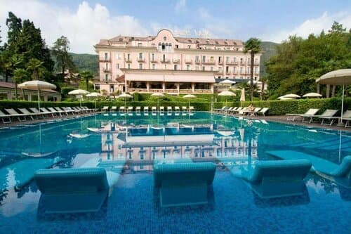 Внешний вид отеля Hotel Simplon