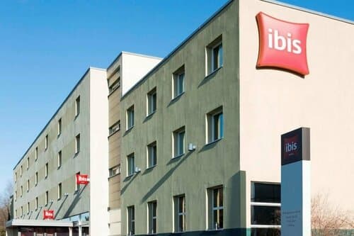Внешний вид отеля Ibis Genève Aéroport