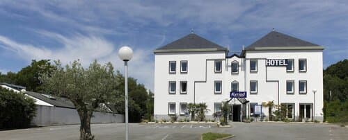 Внешний вид отеля Hotel Kyriad Quimper Sud