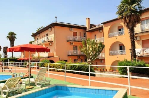 Внешний вид отеля Residence Villa Giardini