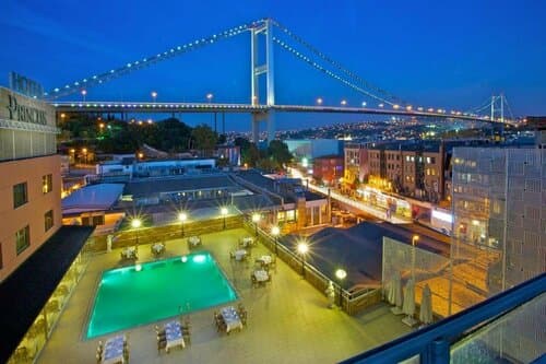 Внешний вид отеля Crowne Plaza Istanbul Ortakoy Bosphorus Hotel