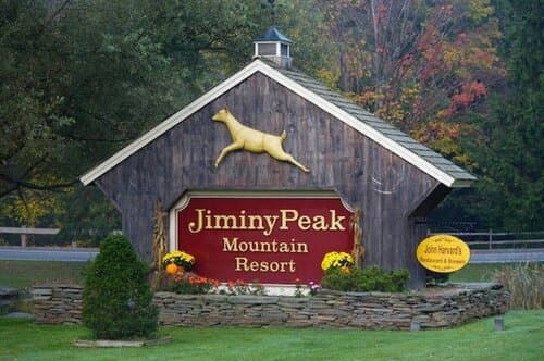 Внешний вид отеля Jiminy Peak Mountain Resort
