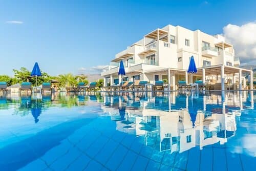 Внешний вид отеля Pyrgos Blue