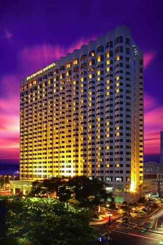 Внешний вид отеля Diamond Hotel Philippines в Маниле