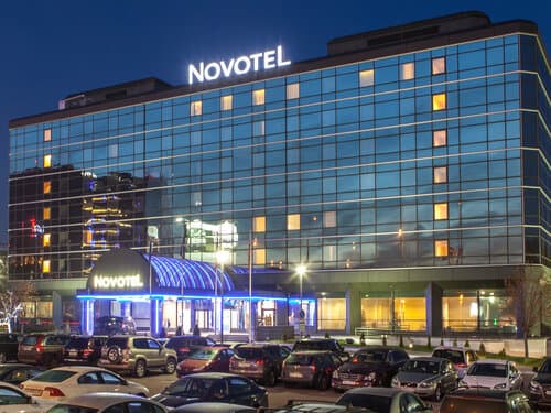Внешний вид отеля Novotel Аэропорт Шереметьево