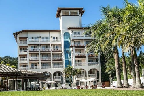 Внешний вид отеля Hotel Torres da Cachoeira в Флорианополисе