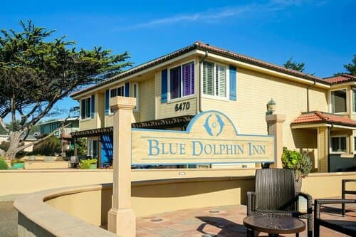 Внешний вид отеля Blue Dolphin Inn
