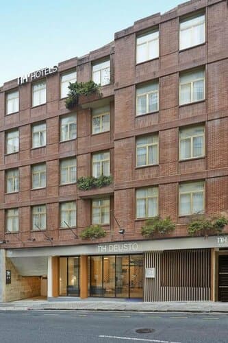 Внешний вид отеля Nh Bilbao Deusto в Бильбао