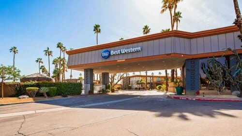 Внешний вид отеля Best Western Date Tree Hotel