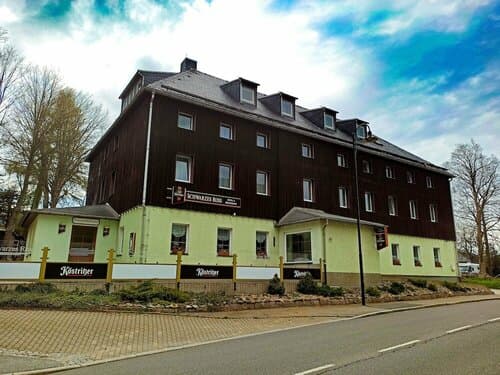 Внешний вид отеля Hotel Restaurant Schwarzes Ross