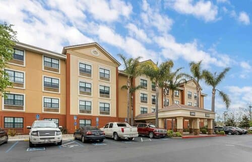 Внешний вид отеля Extended Stay America Premier Suites - Union City - Dyer St