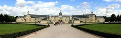 Внешний вид отеля Schlosshotel Karlsruhe в Карлсруэ