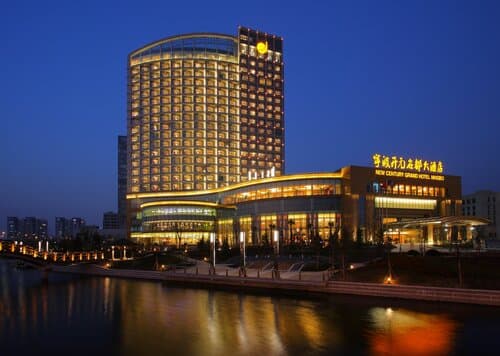 Внешний вид отеля New Century Grand Hotel Ningbo в Нинбо