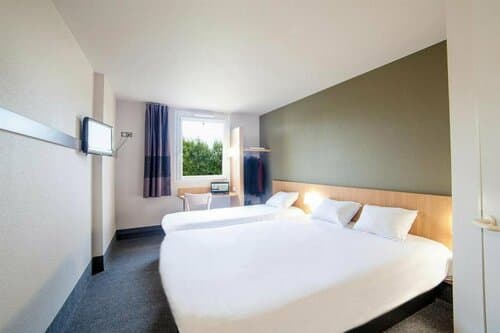 Внешний вид отеля B&b Hotel Marne-La-Vallee Bussy