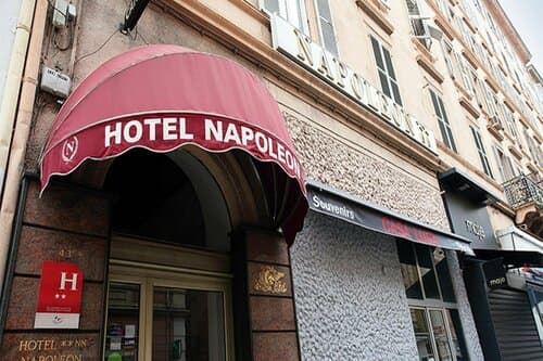 Внешний вид отеля Hotel Napoleon