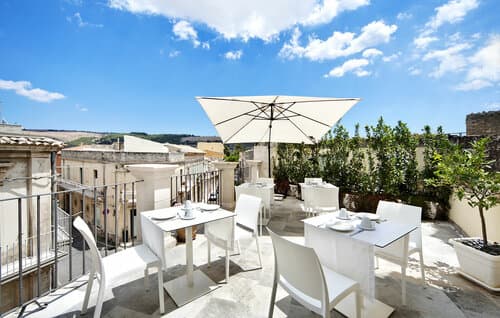 Внешний вид отеля Epoca - Camere con stile в Рагузе