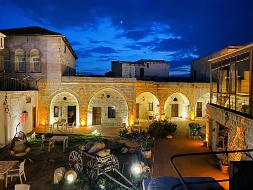 Внешний вид отеля Cavusin Cave House в Невшехире (Каппадокия)