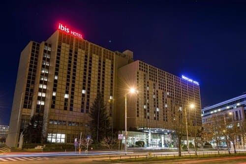 Внешний вид отеля Ibis Budapest Castle Hill в Будапеште