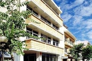 Внешний вид отеля Hotel Puerto Azul в Порто-де-ла-Крусе