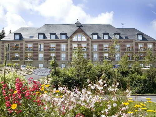 Внешний вид отеля Tulip Inn Honfleur Residence в Онфлёре