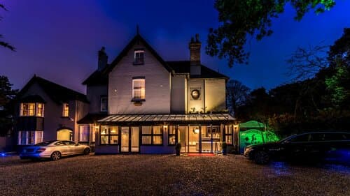 Внешний вид отеля Derby Manor в Борнмуте