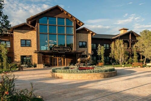 Внешний вид отеля PortAventura Hotel Colorado Creek в Вила-Секе