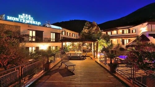 Внешний вид отеля Hotel Montemerlo