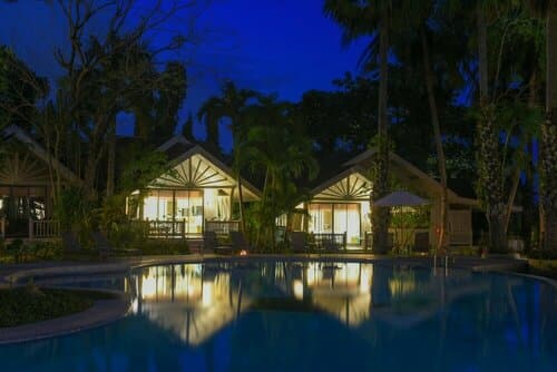 Внешний вид отеля Paradise Beach Resort в Бо Пхуте