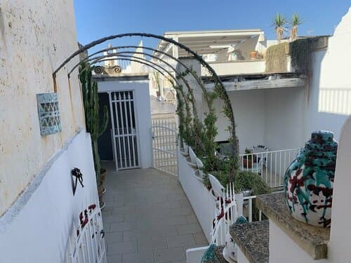 Внешний вид отеля Salapolis Luxury Apartments