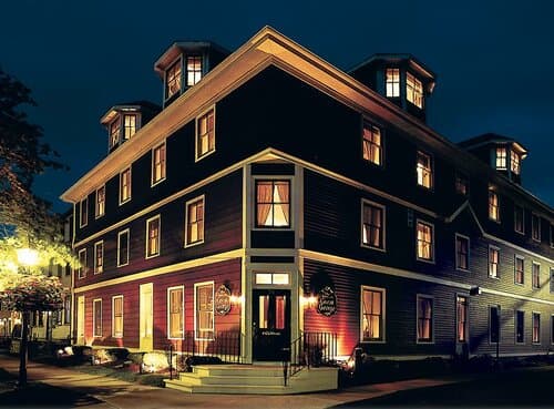 Внешний вид отеля The Great George в Канаде