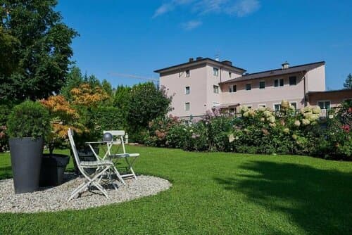 Внешний вид отеля Hotel Ganslhof в Зальцбурге