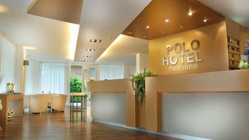 Внешний вид отеля Polo Younique Hotel в Риччоне