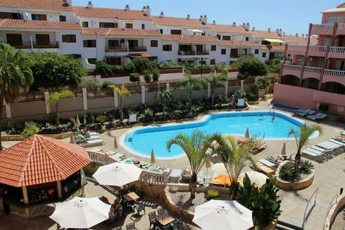 Внешний вид отеля Apartamentos Marola Park