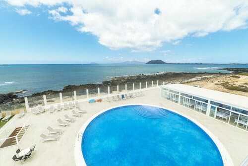 Внешний вид отеля Hotel Boutique Tao Caleta Mar