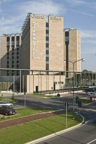 Внешний вид отеля Starhotels Grand Milan