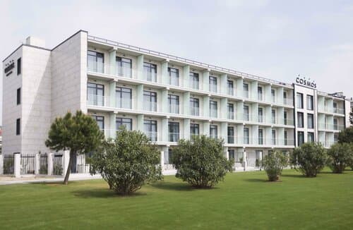 Внешний вид отеля Cosmos Adler Hotel в Адлере