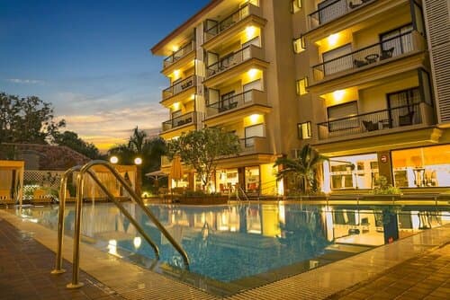 Внешний вид отеля Deltin Suites