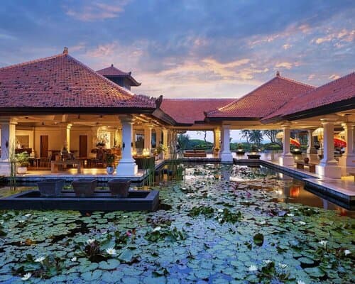 Внешний вид отеля Grand Hyatt Bali