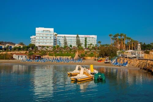 Внешний вид отеля Cavo Maris Beach Hotel