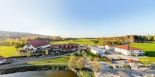 Внешний вид отеля Hotel Hofgut Tiergarten