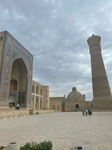 Внешний вид отеля Hotel Bukhara