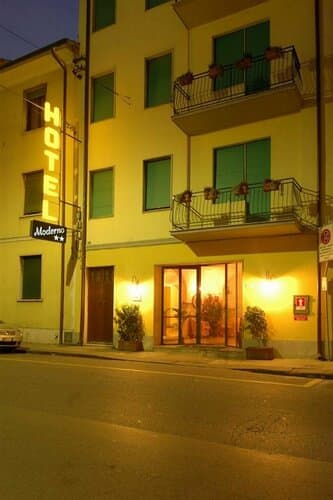 Внешний вид отеля Hotel Moderno