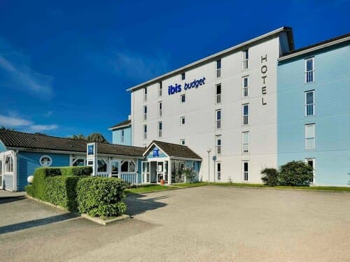 Внешний вид отеля ibis budget Chambéry Centre Ville в Шамберях