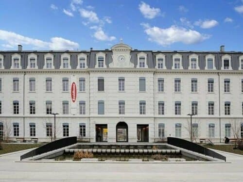 Внешний вид отеля Residhome Grenoble Caserne De Bonne в Гренобле