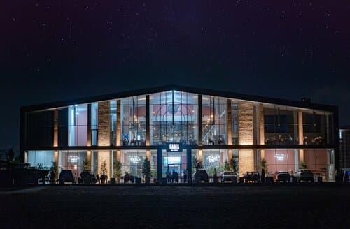 Внешний вид отеля Alleya Resort в Махачкале