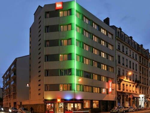 Внешний вид отеля ibis Lyon Centre