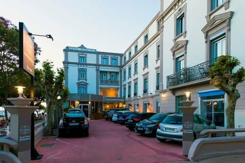 Внешний вид отеля Grand Hôtel Richelieu в Жиронде